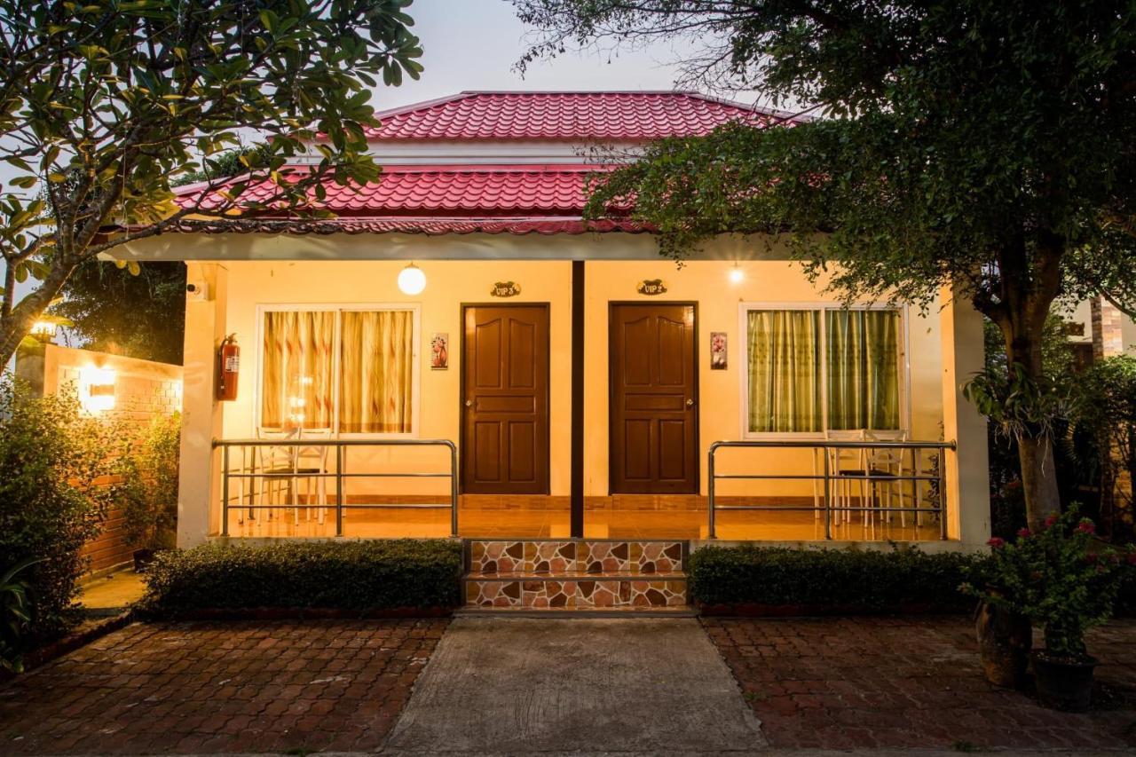 Bueng Kan Pennaung Resort מראה חיצוני תמונה